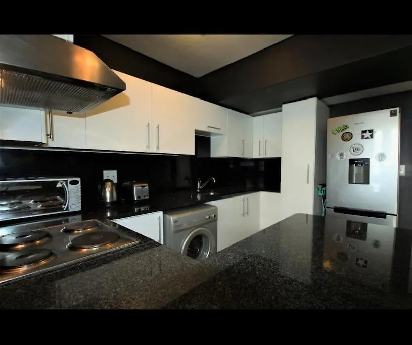 Fountain Suites Aparthotel - Private Cape Town Daire