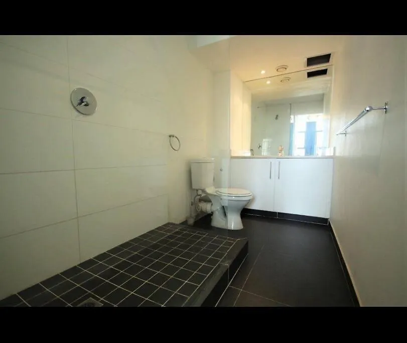 Daire Fountain Suites Aparthotel - Private Cape Town